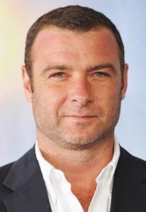 2010__10__okmagazine horoscopes lievschreiber 206&#215;300.jpg