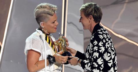 2017 MTV Video Music Awards – Fixed Show