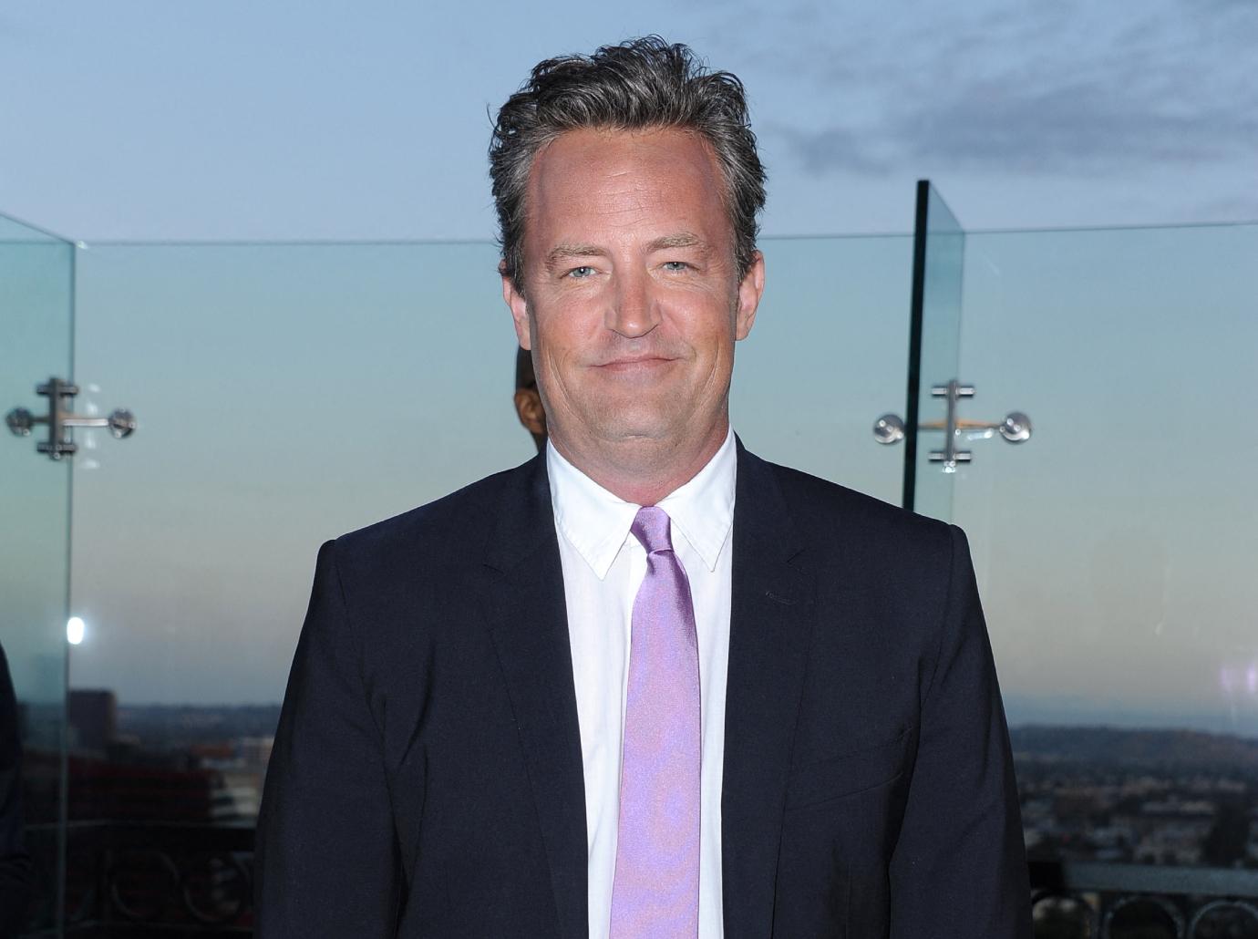 matthew perry gravesite flowers removed buried near stars