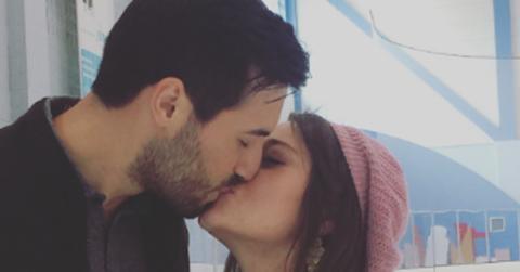 Jinger duggar jeremy vuolo first time experience together kissing pda filled hero
