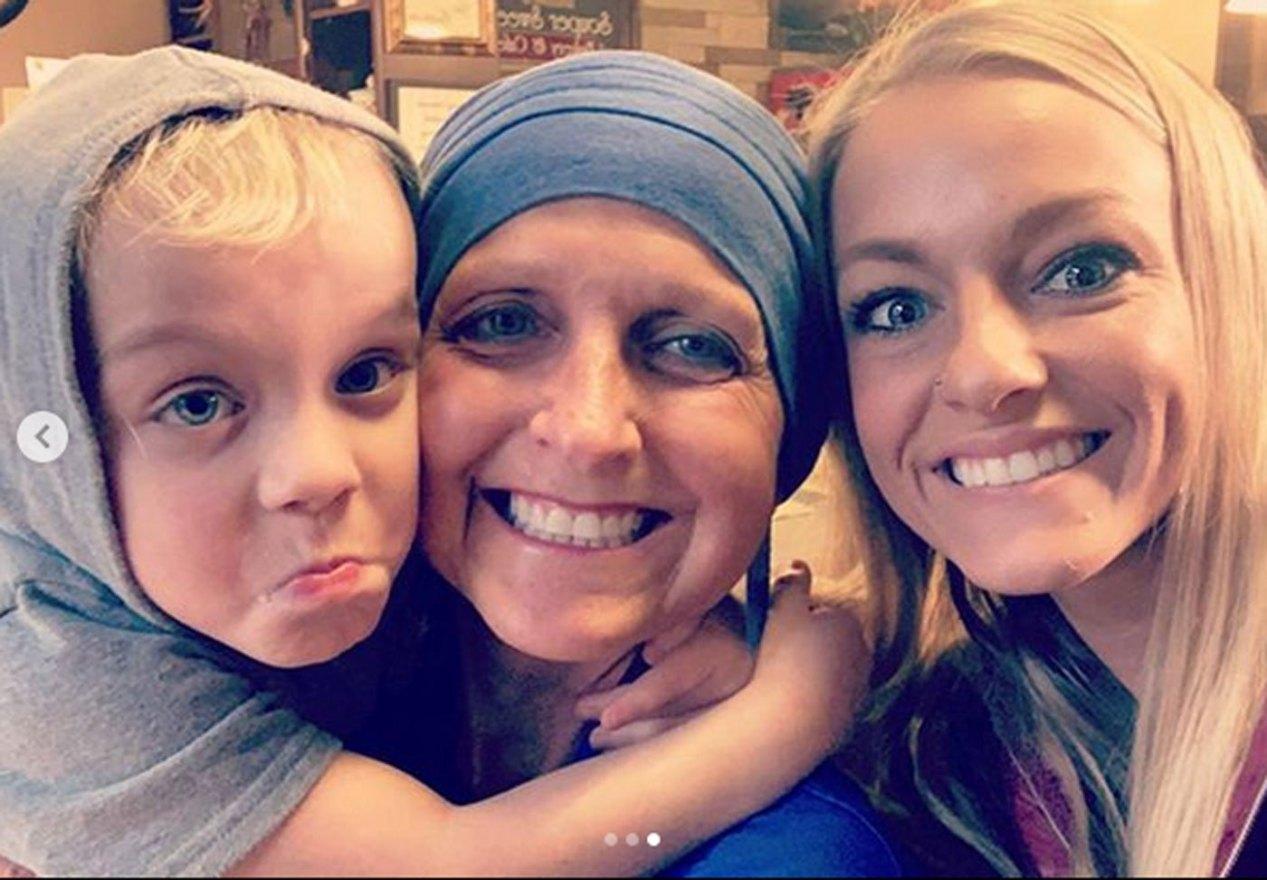 mackenzie-mckee-mom-angie-death-cancer-battle-teen-mom-instagram-post-concert