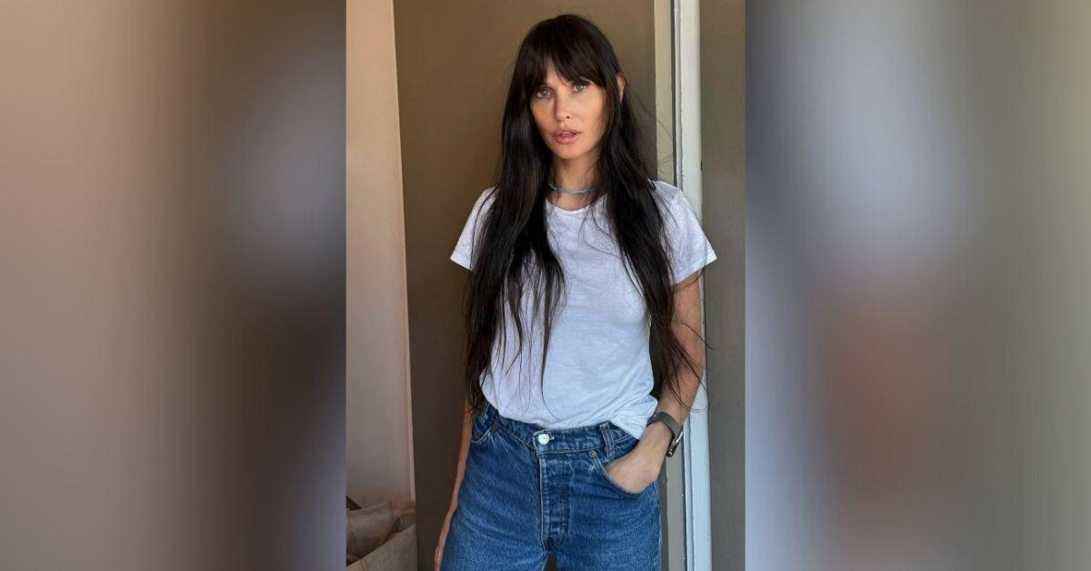 image of Demi Moore brought back her famous bangs for the first time since her 'Striptease' era. 