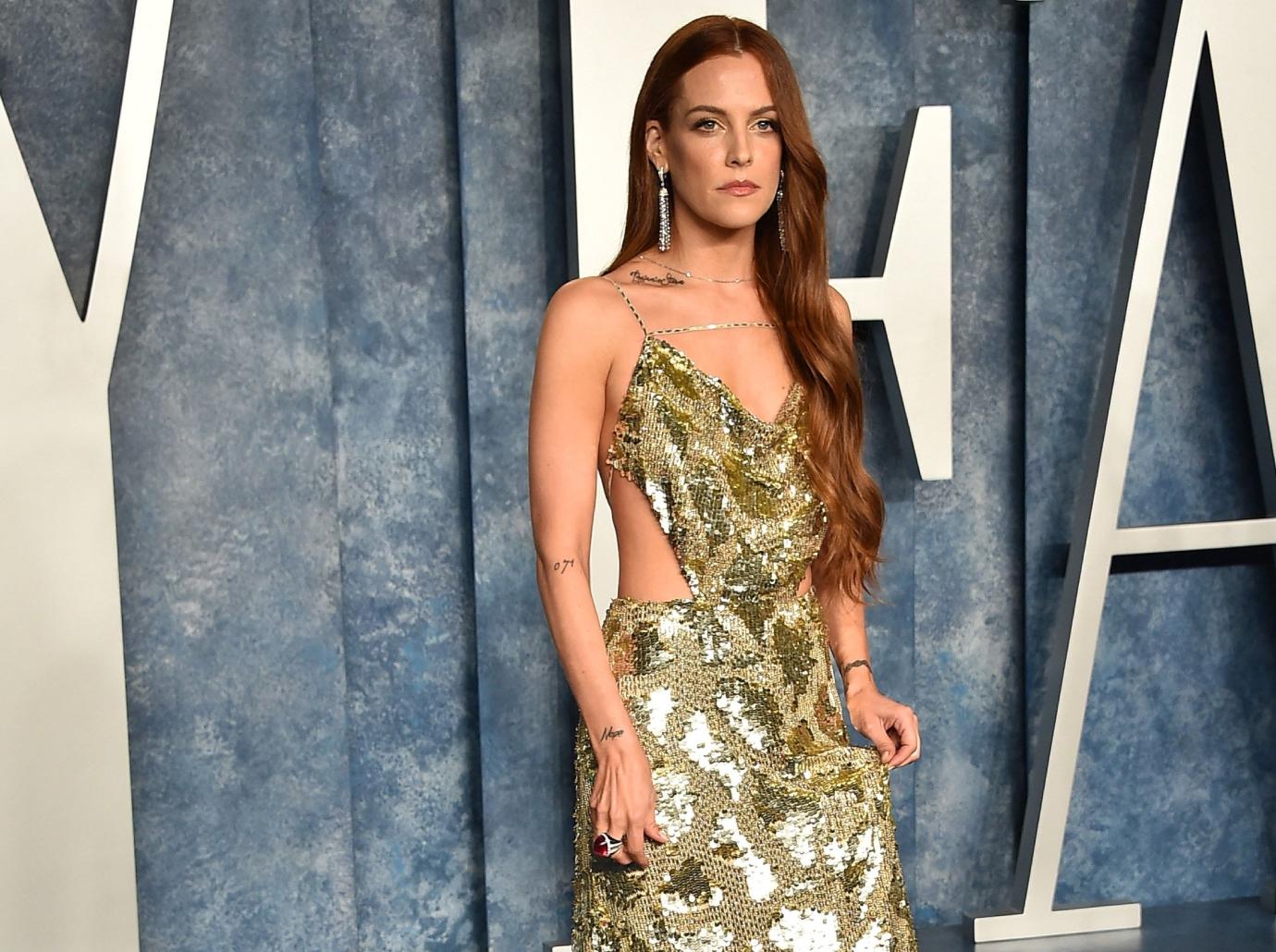 riley keough priscilla presley buried graceland settlement dispute