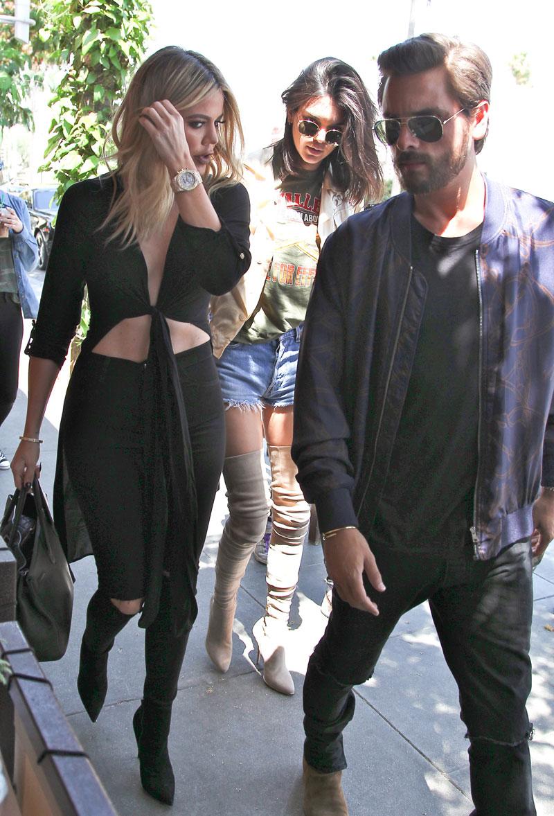 Scott disick partying khloe kardashian worried kuwtk 03