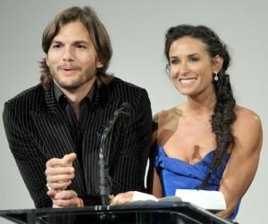 2011__02__Ashton_Demi_Feb23 300×269.jpg