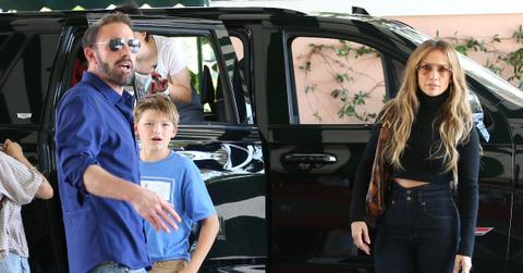 Photo of Ben Affleck, Jennifer Lopez and their kids.