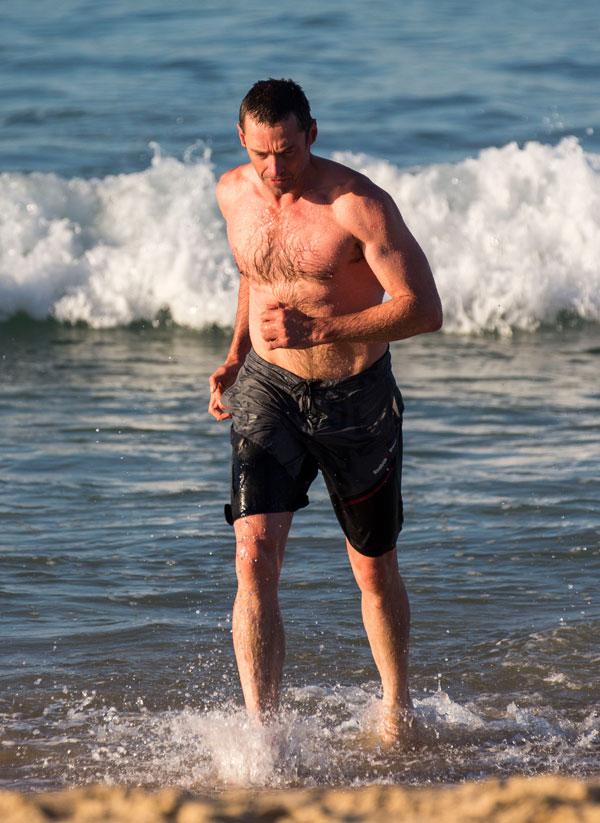 Hugh jackman beach body 03