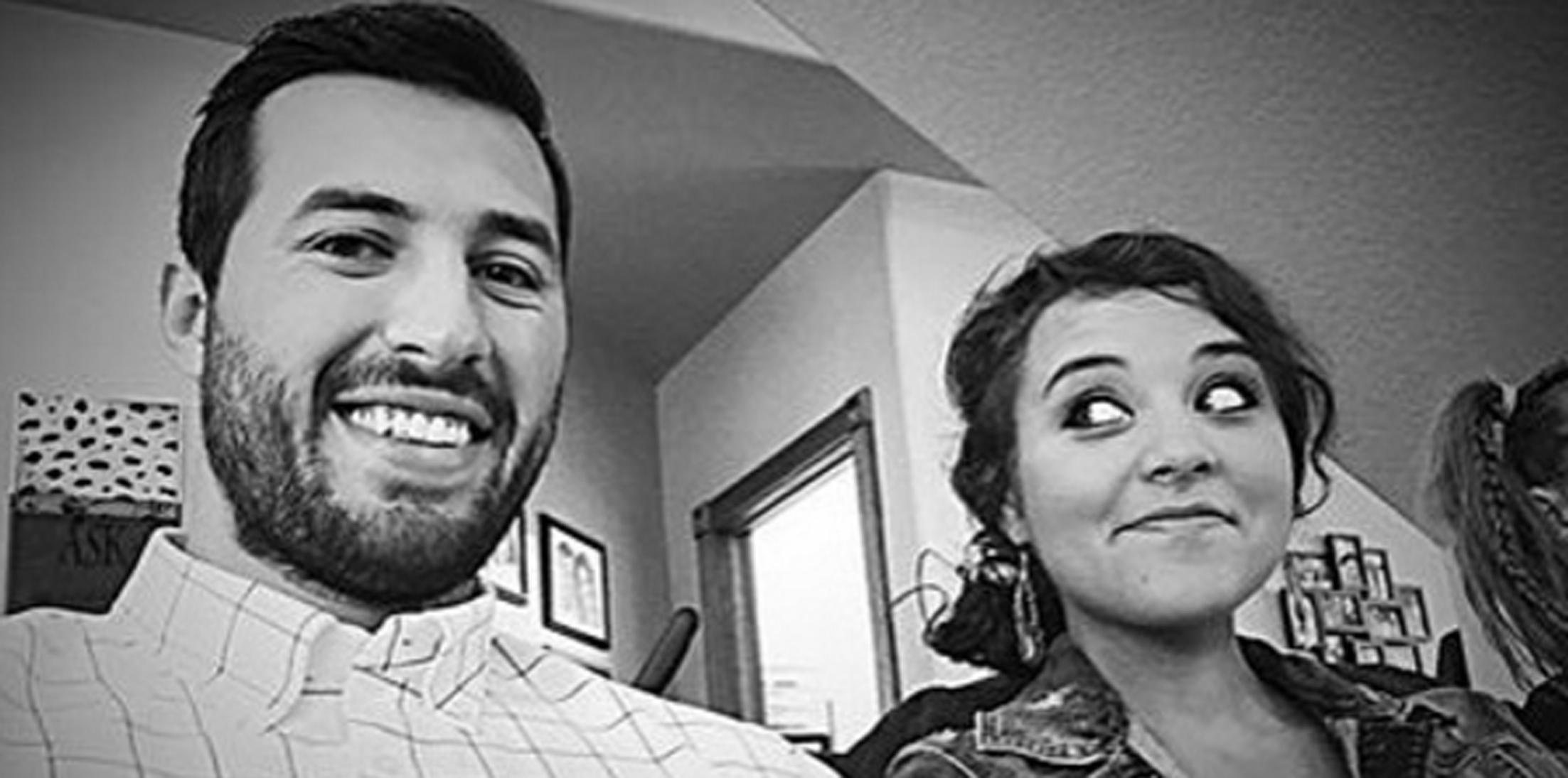 Jinger duggar jeremy vuolo back at it again with the pda hero