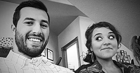 Jinger duggar jeremy vuolo back at it again with the pda hero