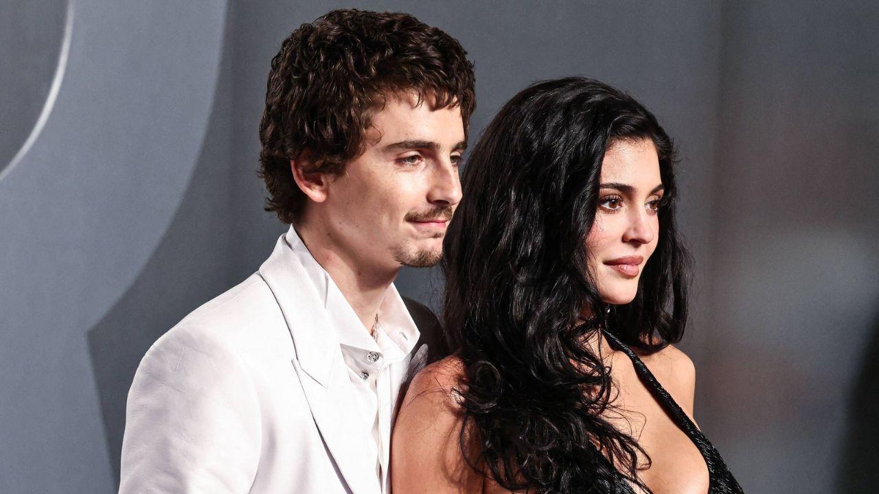 image of Jenner sparked pregnancy rumors after an AI-altered photo showing her with a fake baby bump alongside Chalamet.