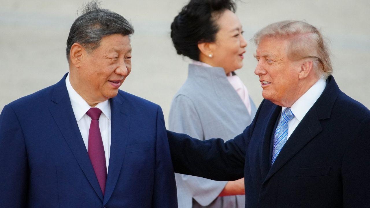 Image of Seth Meyers highlighted Donald Trump’s repeated compliments about Xi Jinping during ‘Late Night.’