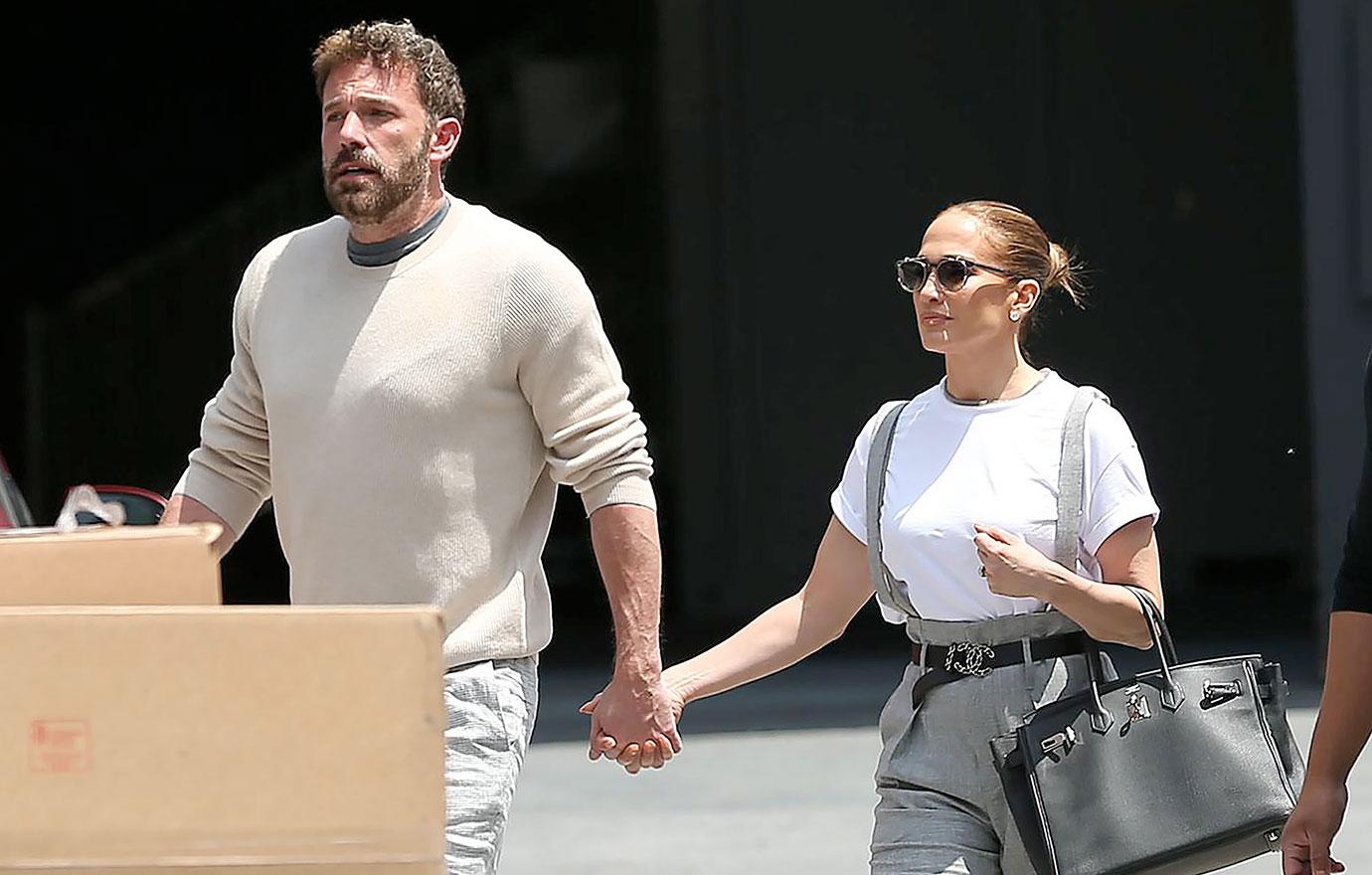 dashing ben affleck dresses to the nines for malibu dinner with fiancee jennifer lopez her mom