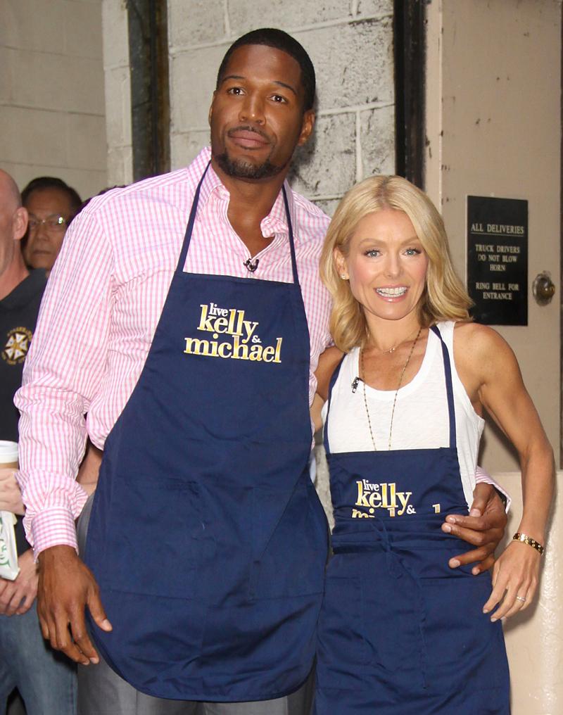 Kelly Ripa and Michael Strahan shoot their TV show in NYC