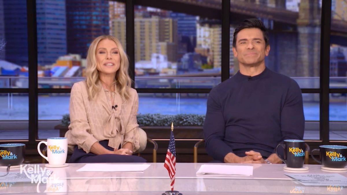 Image of Kelly Ripa revealed her snarky response to son Joaquin during the March 23 episode of 'Live.'