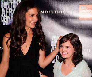 2011__08__bailee madison katie holmes aug9mbnews 300×278.jpg