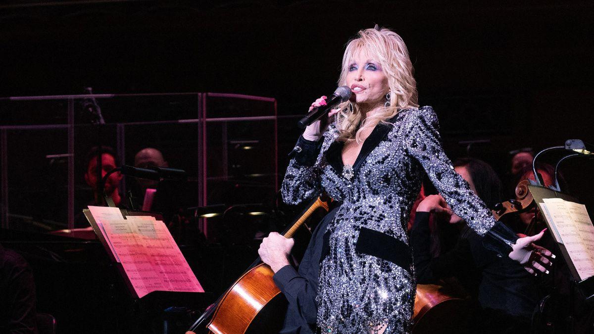 Image of The production featured Dolly Parton’s new and biggest hit songs.