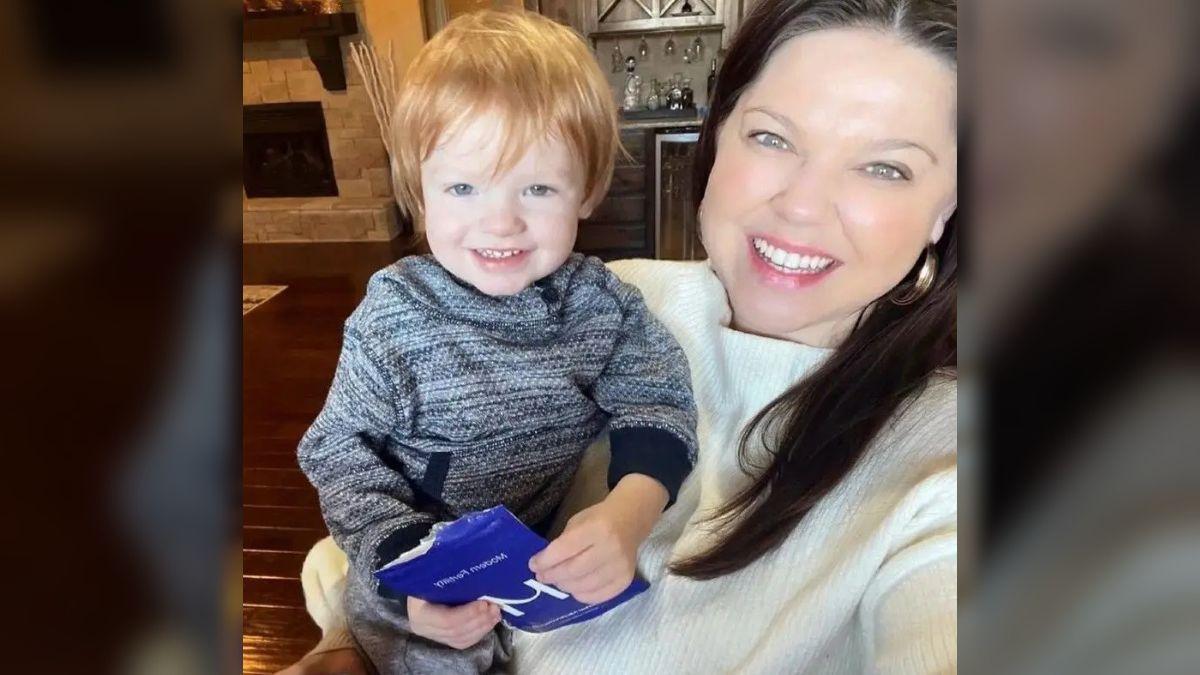 Photo of Amy Duggar shares her son, Daxton King, with husband Dillon King.