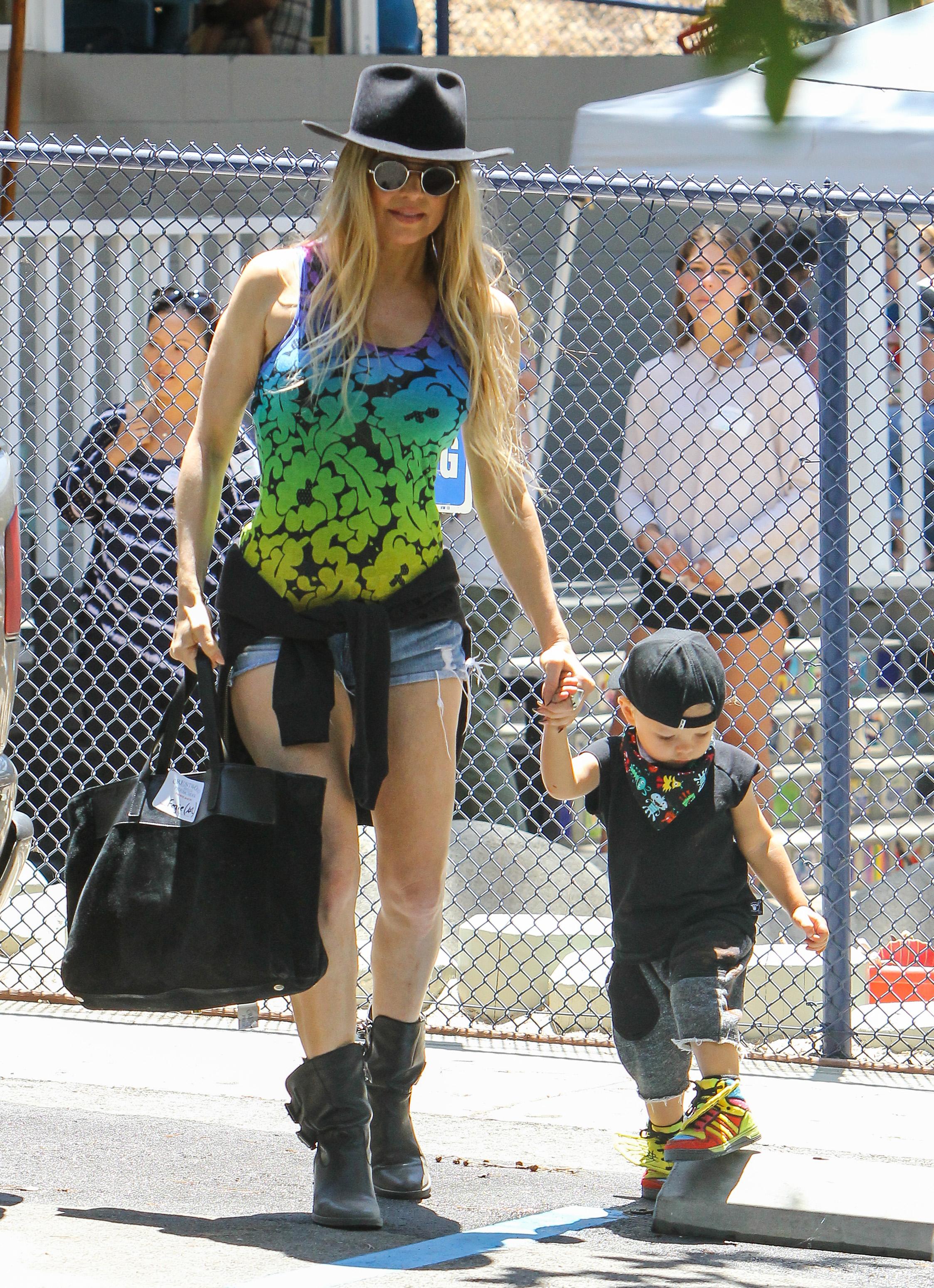 Fergie and Axl&#8217;s colorful coordination