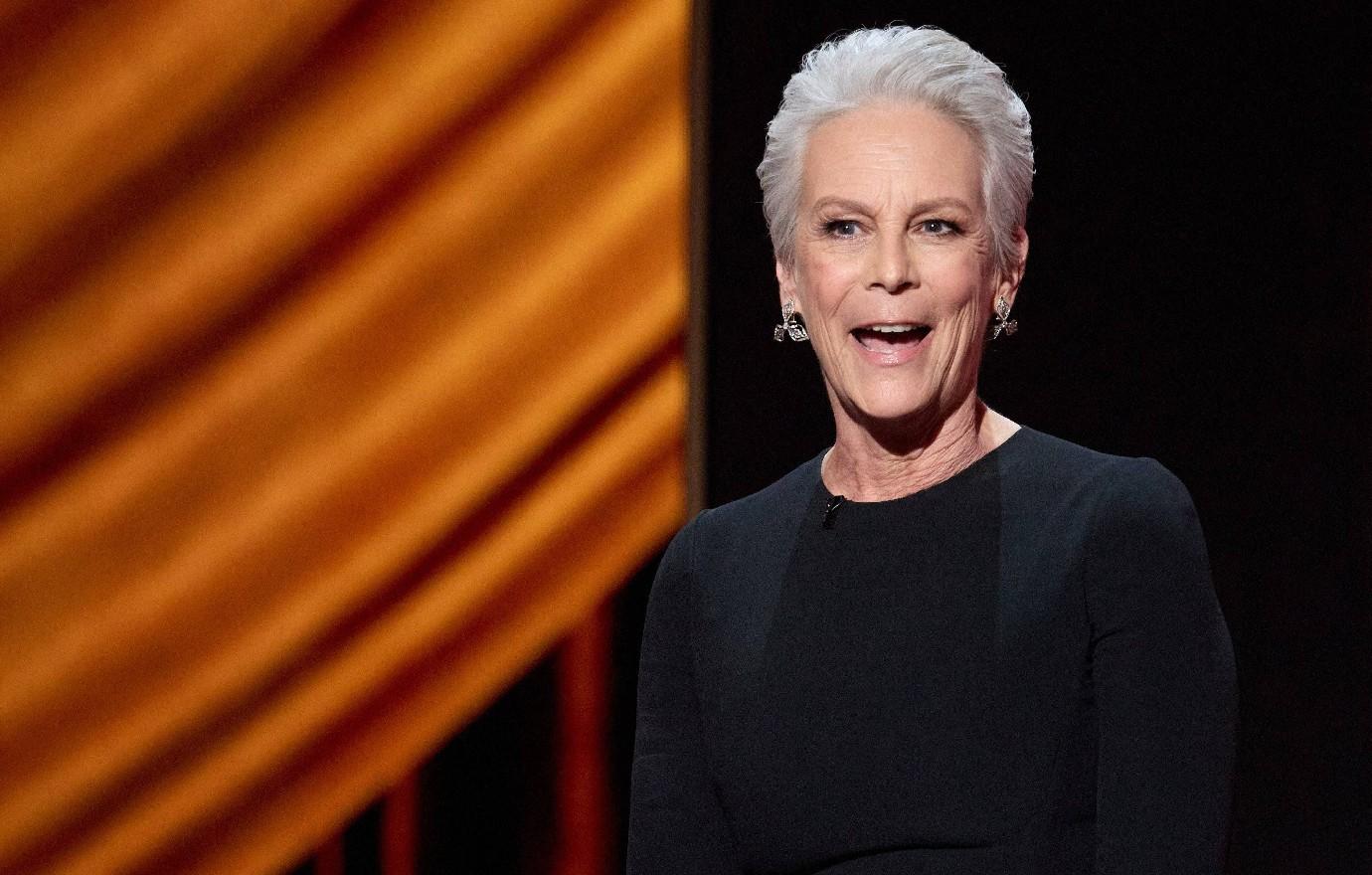 hacked jamie lee curtis fans confused posting melania trump quote