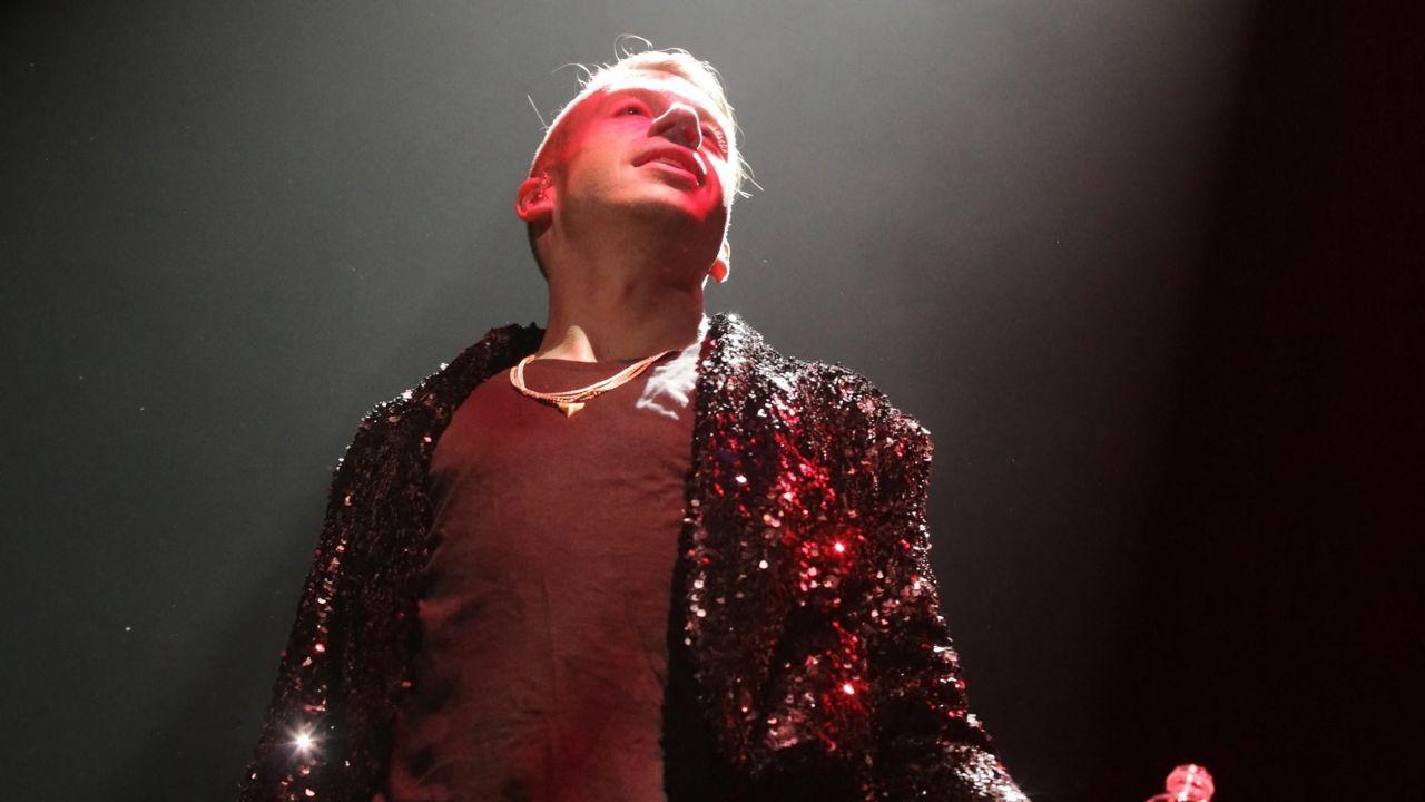 Photo of Macklemore pledged $1 million to Palestinian organizations.