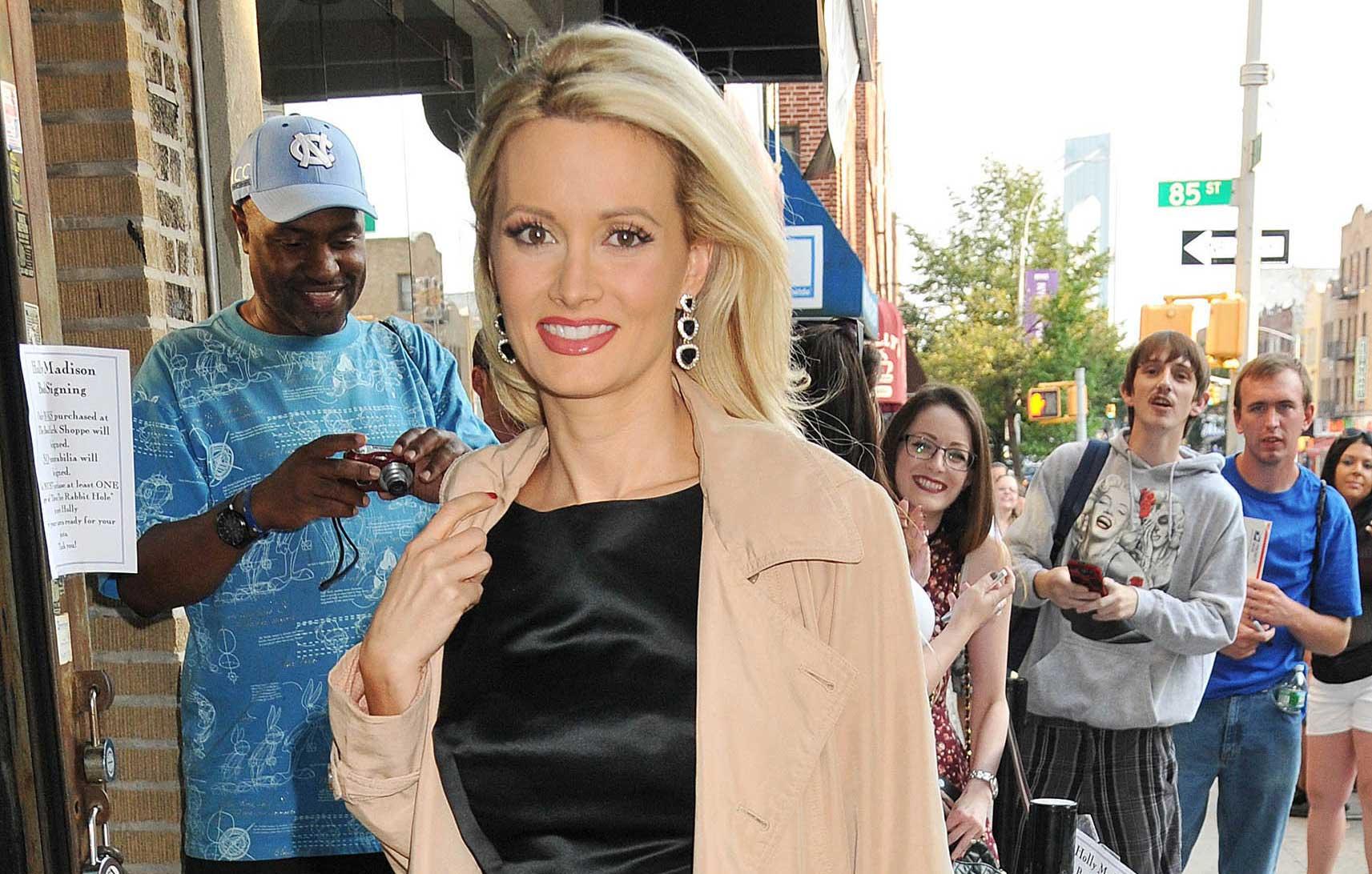 holly madison admits talking about playboy