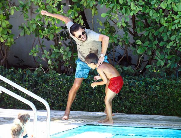 kourtney kardashian pool date kids