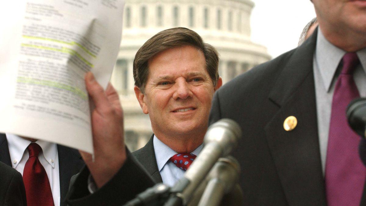 politicians competed on dancing with the stars tom delay jerry springer