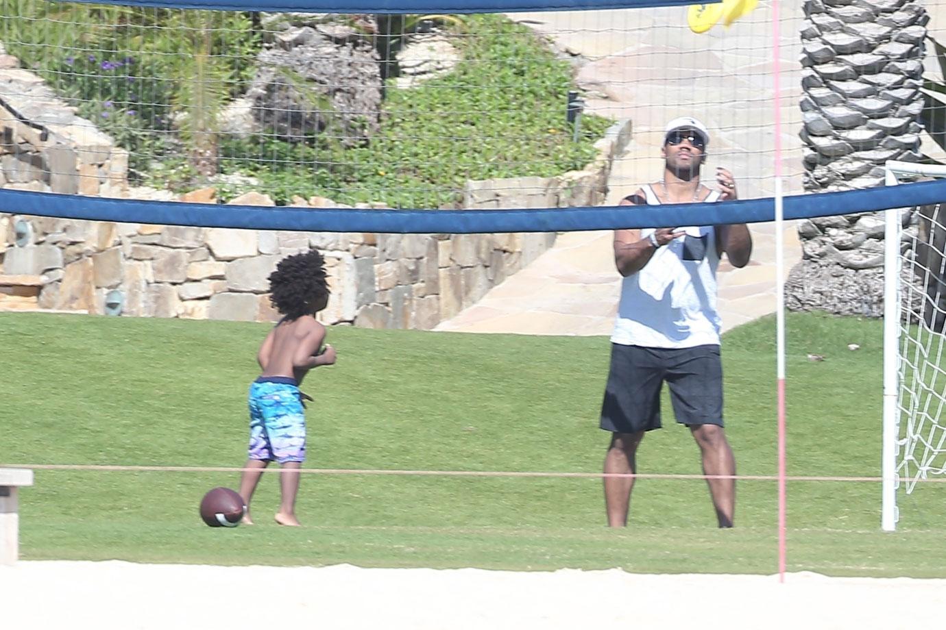 Ciara russell wilson vacation