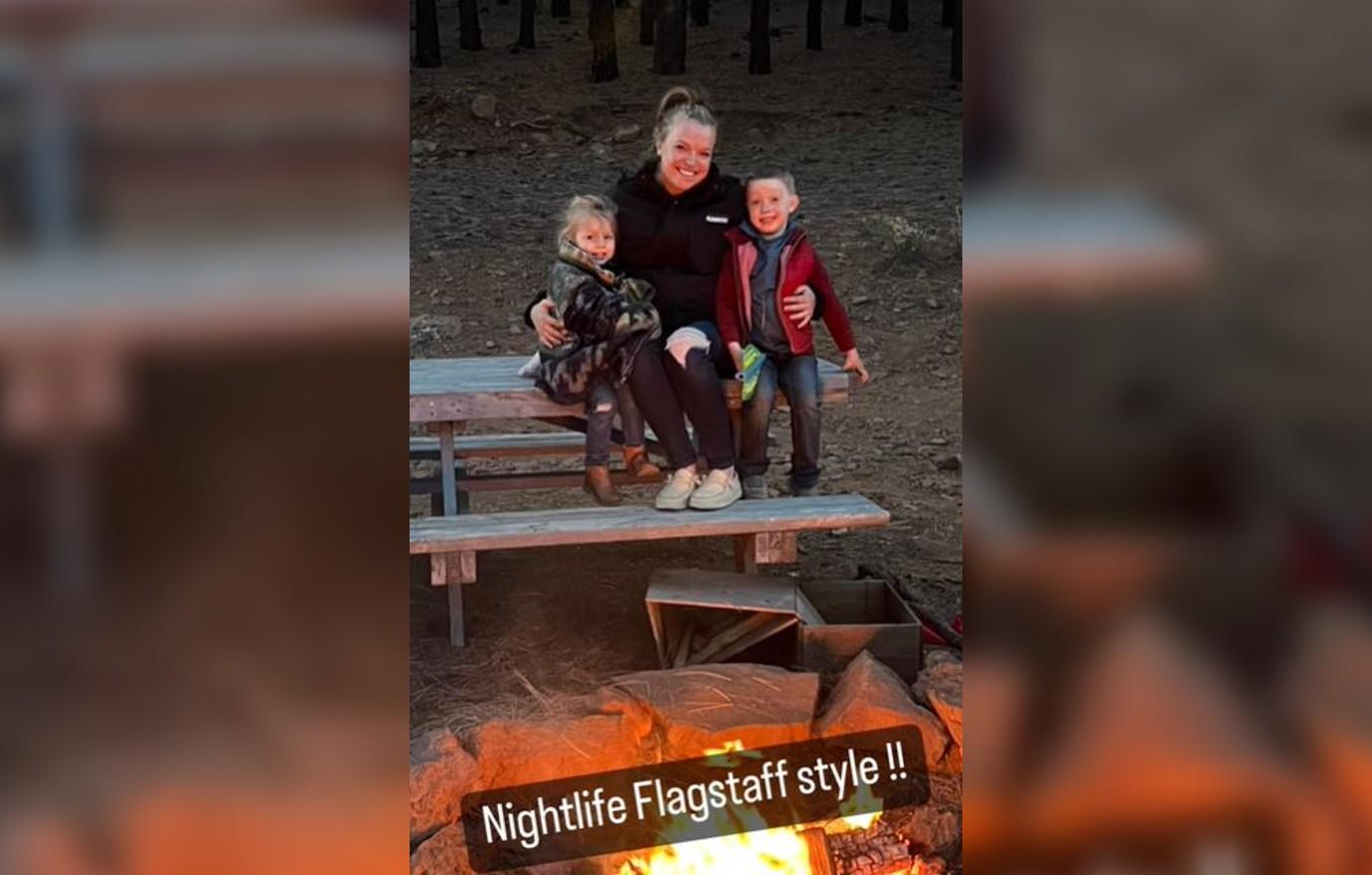 sister wives janelle brown campfire cookout kody slams trailer life