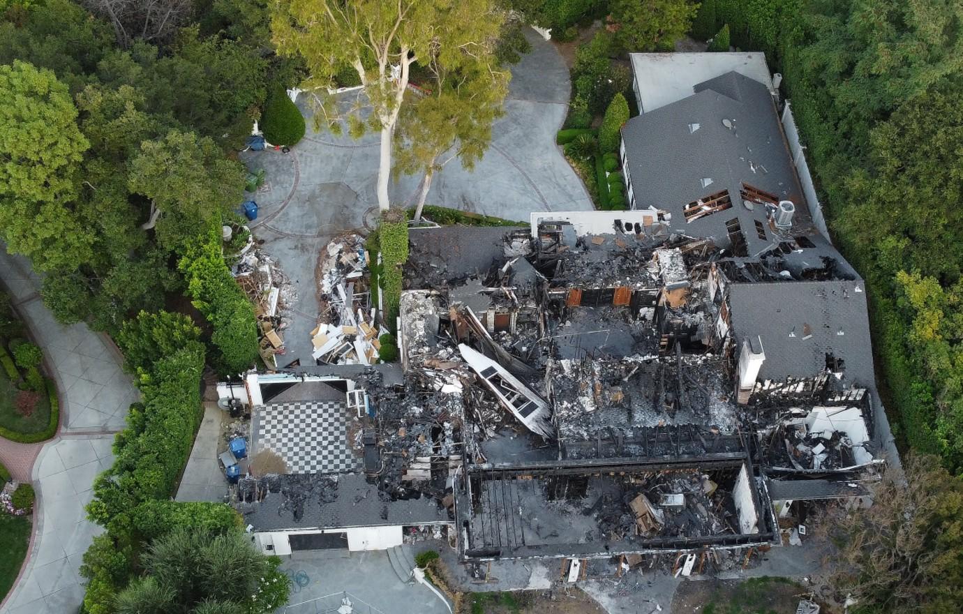 cara delevigne house fire photos