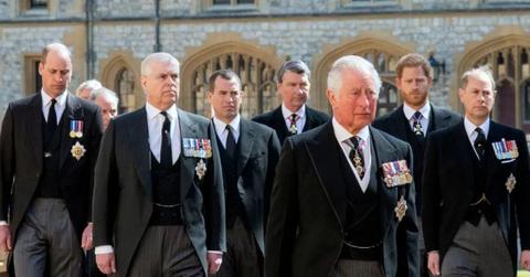 image of royal family