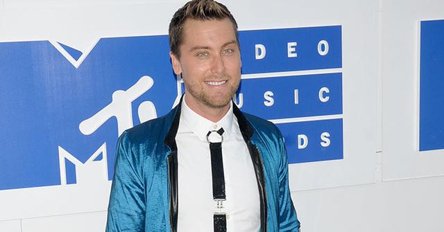 Lance bass plays kardashian butt game 2
