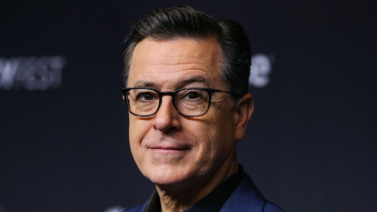 photo of Jimmy Kimmel shamed CBS for forcing Stephen Colbert off the air.
