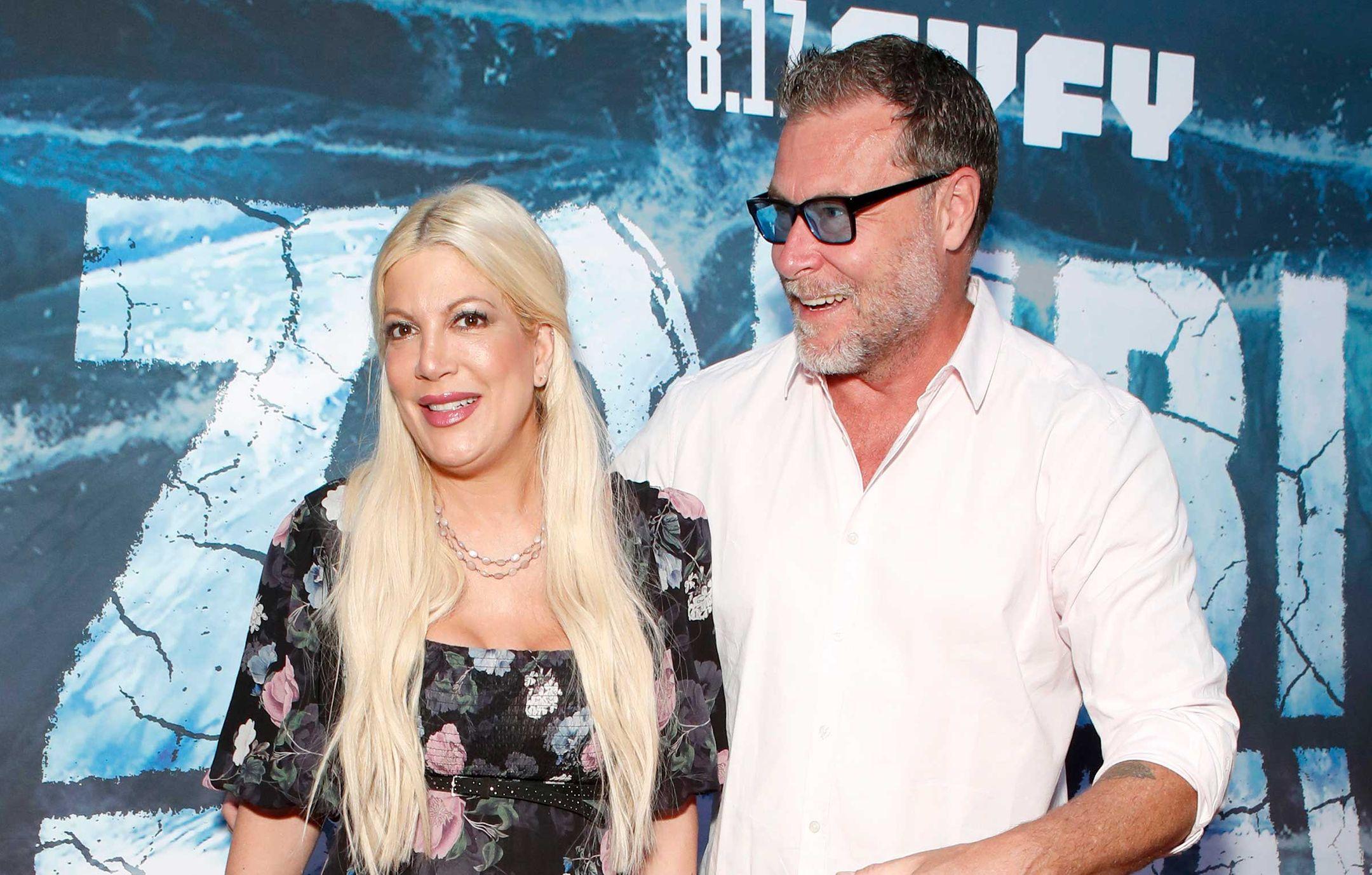 dean mcdermott calls wife tori spelling hot