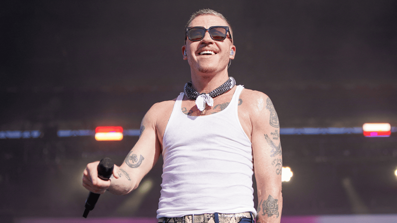 Image of Macklemore announced independent European concerts for humanitarian aid.