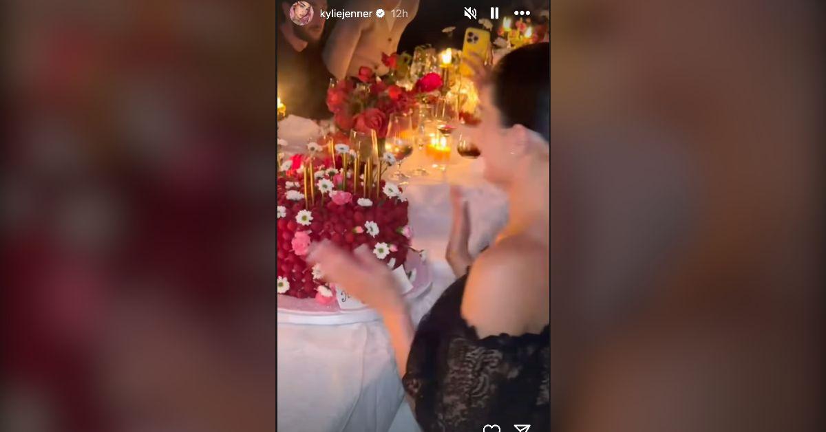image of Kylie Jenner's dinner was hosted by her sister Kendall Jenner.
