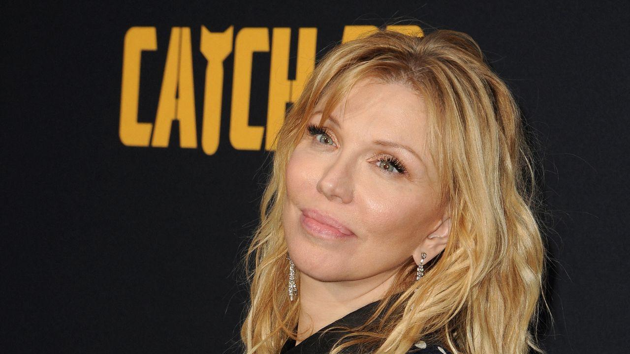 Image of Courtney Love brought up her childhood in the video. 