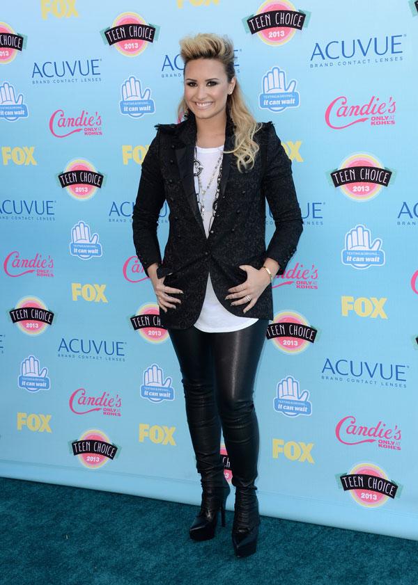 Demi Lovato Teen Choice Awards 2013