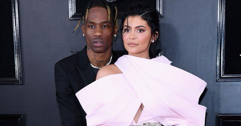 kylie travis grammys kiss