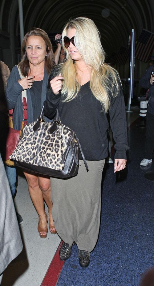 2011__10__Jessica Simpson 10102011G_ _1.jpg