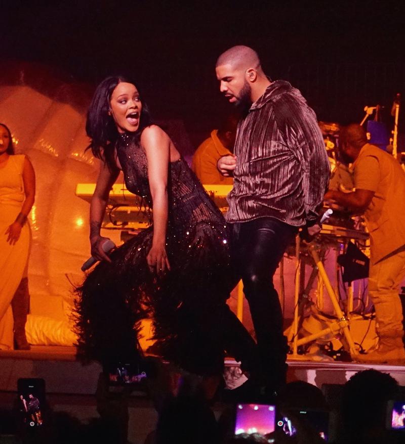 Rihanna and Drake Put on Romantic Display at Anti World Tour in Miami