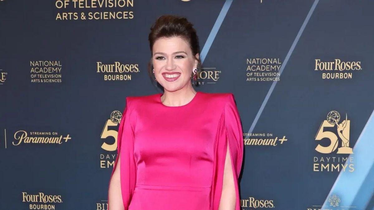 image of Kelly Clarkson