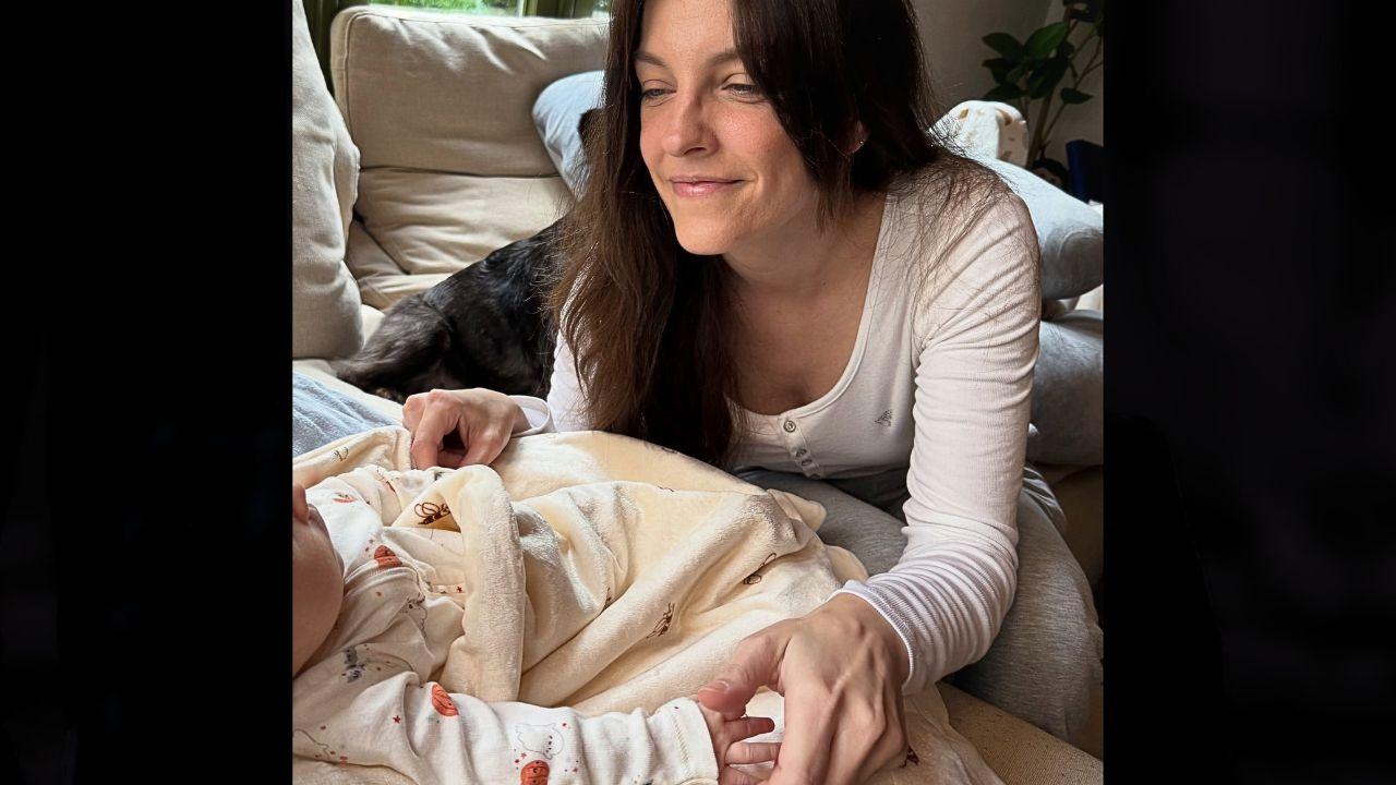 Image of Barbara Palvin and her daughter, Sylvie.