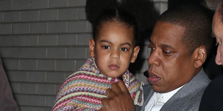 INF &#8211; Beyonce, Jay Z and Blue Ivy seen leaving the premiere of &#8216;