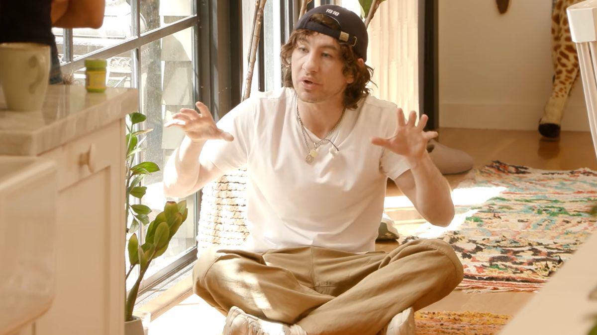 Image of Barry Keoghan 'stopped socializing' after being accused of cheating on Sabrina Carpenter.