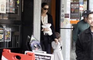 2011__03__holmes_suri_march7_1a 300×194.jpg