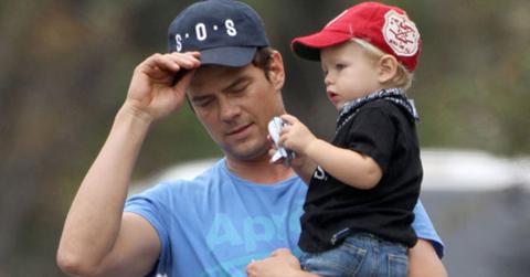 FFN_IMAGE_51720751|FFN_SET_60092285