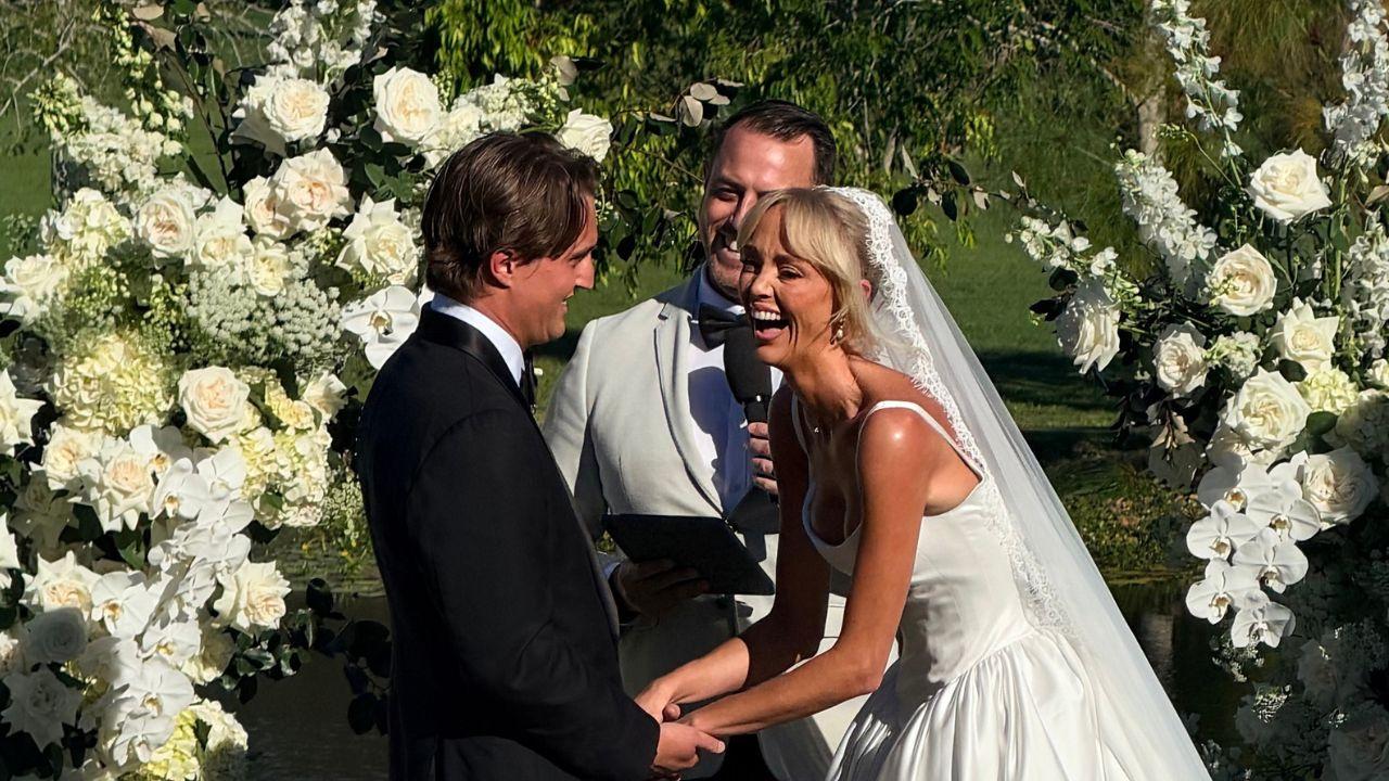 image of Annie Knight said her favorite moment from the wedding was reading their personalized vows.