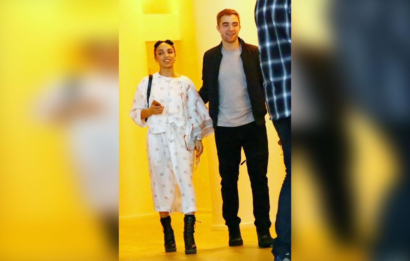 Robert Pattinson FKA Twigs Musical 06