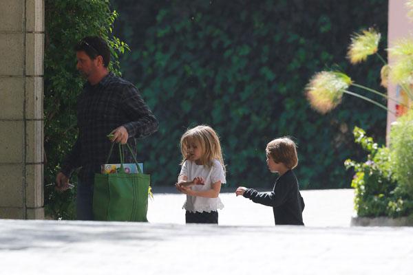 Vivienne jolie pitt falls 02